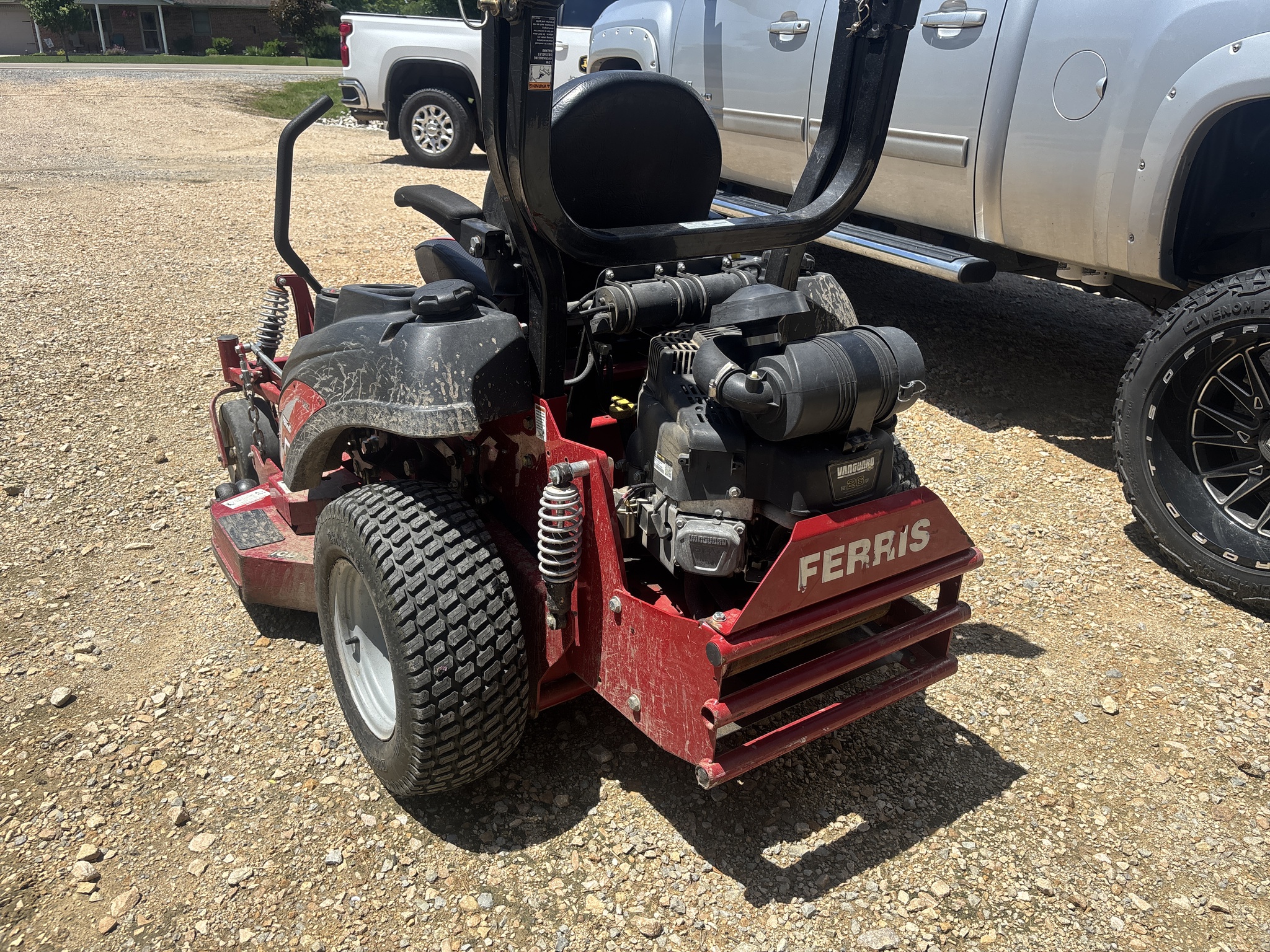 Used 2016 Ferris IS2100Z BV26 Zero Turn Mowers at Koenig Equipment in Tipp City, OH - PhotoXL18