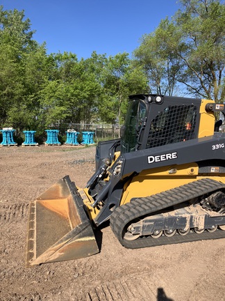 Photo of a 2024 John Deere 331G