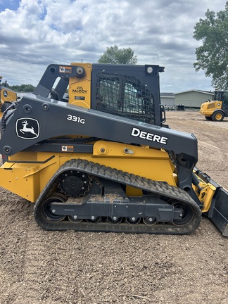 Photo of a 2024 John Deere 331G