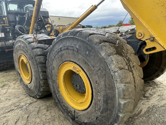 2016 Komatsu HM400-5