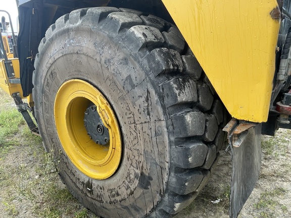 2016 Komatsu HM400-5