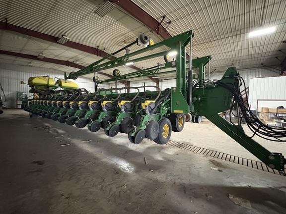  John Deere DB90