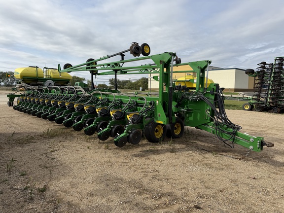  John Deere DB90