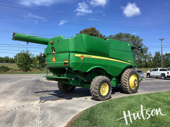 Photo of 2013 John Deere S660