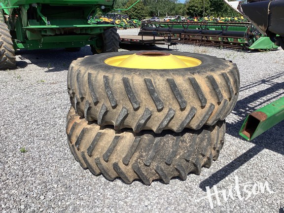 Photo of 2013 John Deere S660