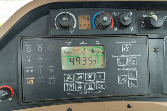 Used 2004 John Deere 8320 Row Crop Tractors at Koenig Equipment in Anna, OH - Photo29