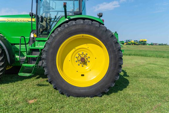 Used 2004 John Deere 8320 Row Crop Tractors at Koenig Equipment in Anna, OH - Photo9
