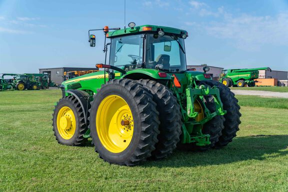 Used 2004 John Deere 8320 Row Crop Tractors at Koenig Equipment in Anna, OH - Photo2