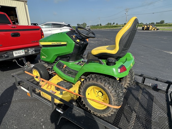 Photo of 2016 John Deere X590