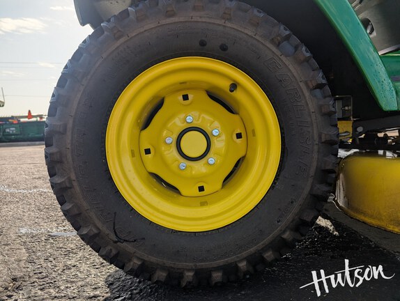 Photo of 2016 John Deere X590