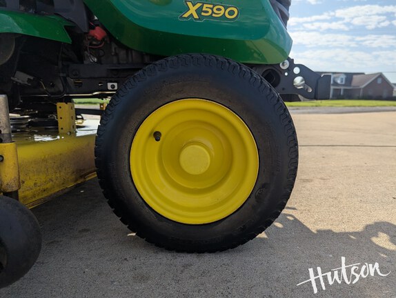 Photo of 2016 John Deere X590