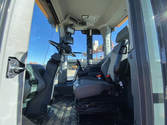 2023 John Deere 524 P