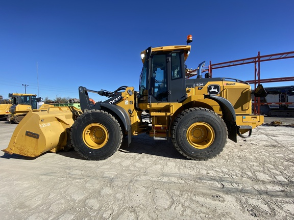 2023 John Deere 524 P