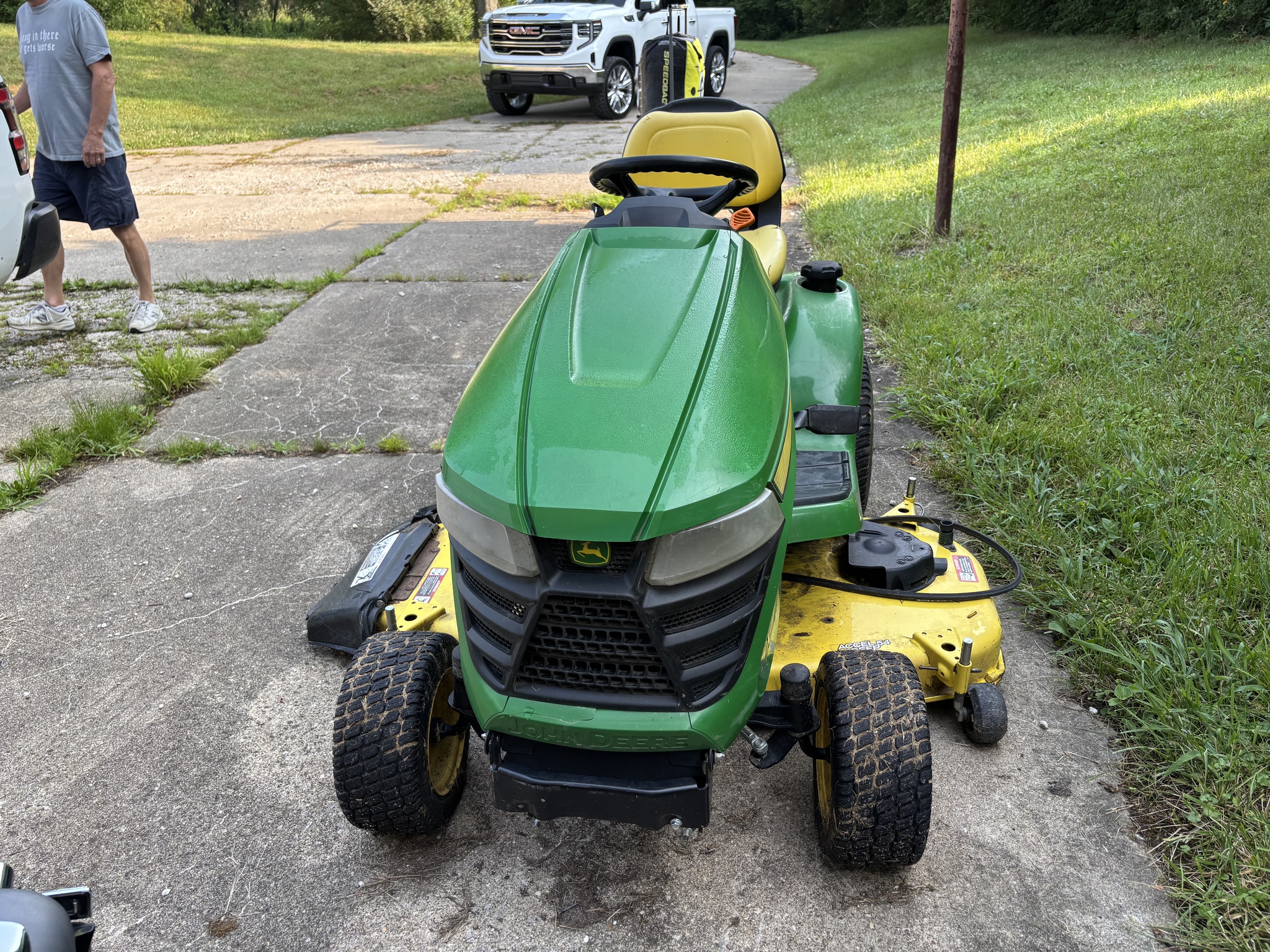 Used 2018 John Deere X380 Lawn & Garden Tractors at Koenig Equipment in Oxford, OH - PhotoXL7