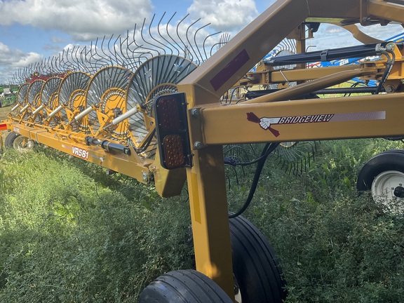 2023 Bale King VR581