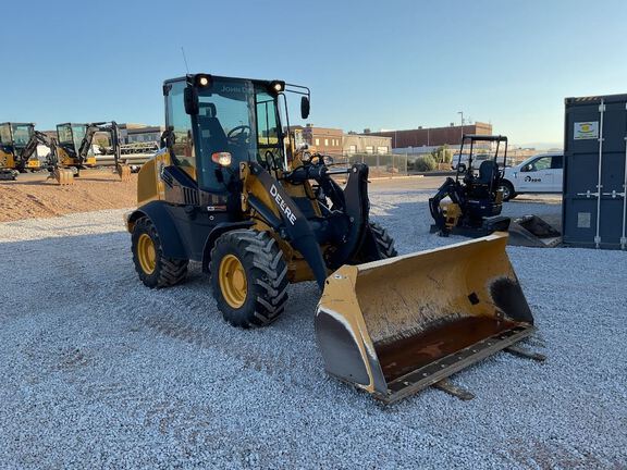 2022 John Deere 324L