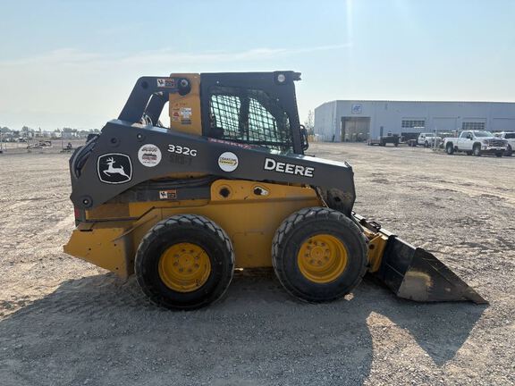 2022 John Deere 332G