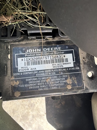 Used 2025 John Deere Z320R Zero Turn Mowers at Koenig Equipment in Franklin, IN - Photo4