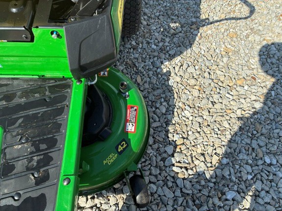 Used 2025 John Deere Z320R Zero Turn Mowers at Koenig Equipment in Greensburg, IN - Photo5