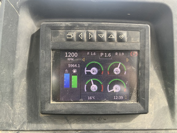 2020 John Deere 750L