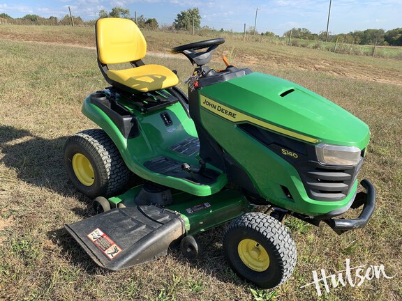 Photo of 2023 John Deere S140