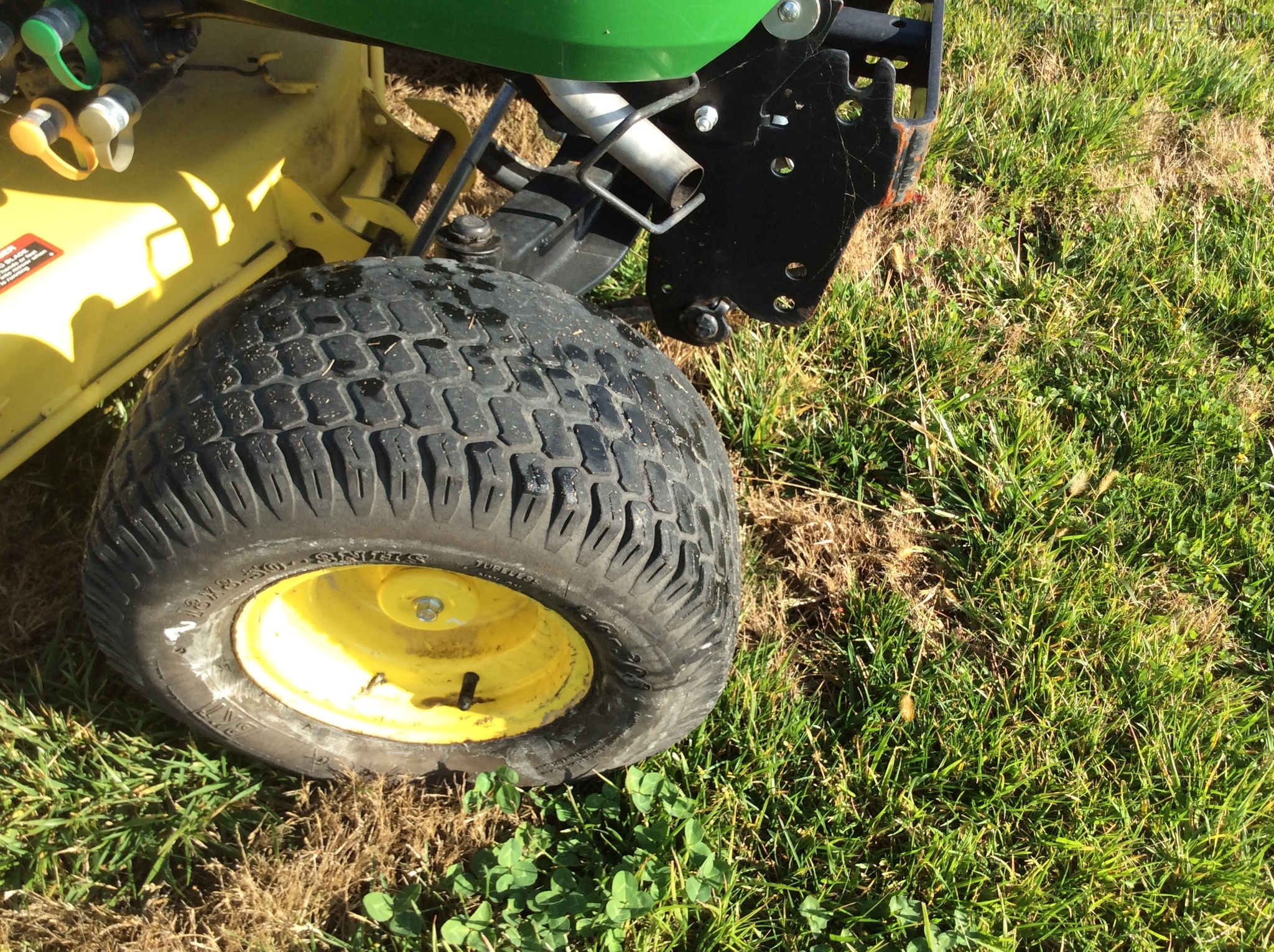 2015 John Deere X730 Image 10