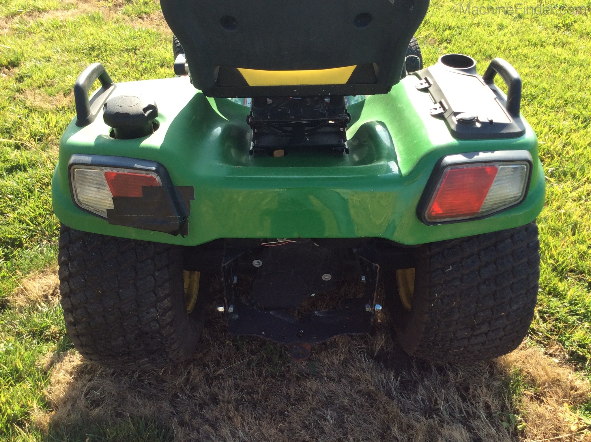 2015 John Deere X730 Image 5