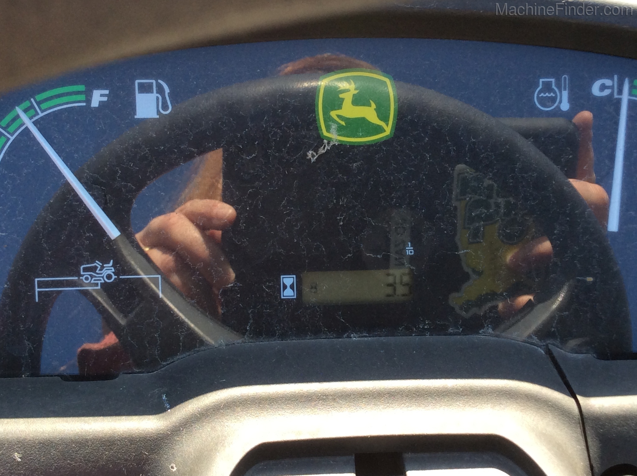 2015 John Deere X730 Image 11