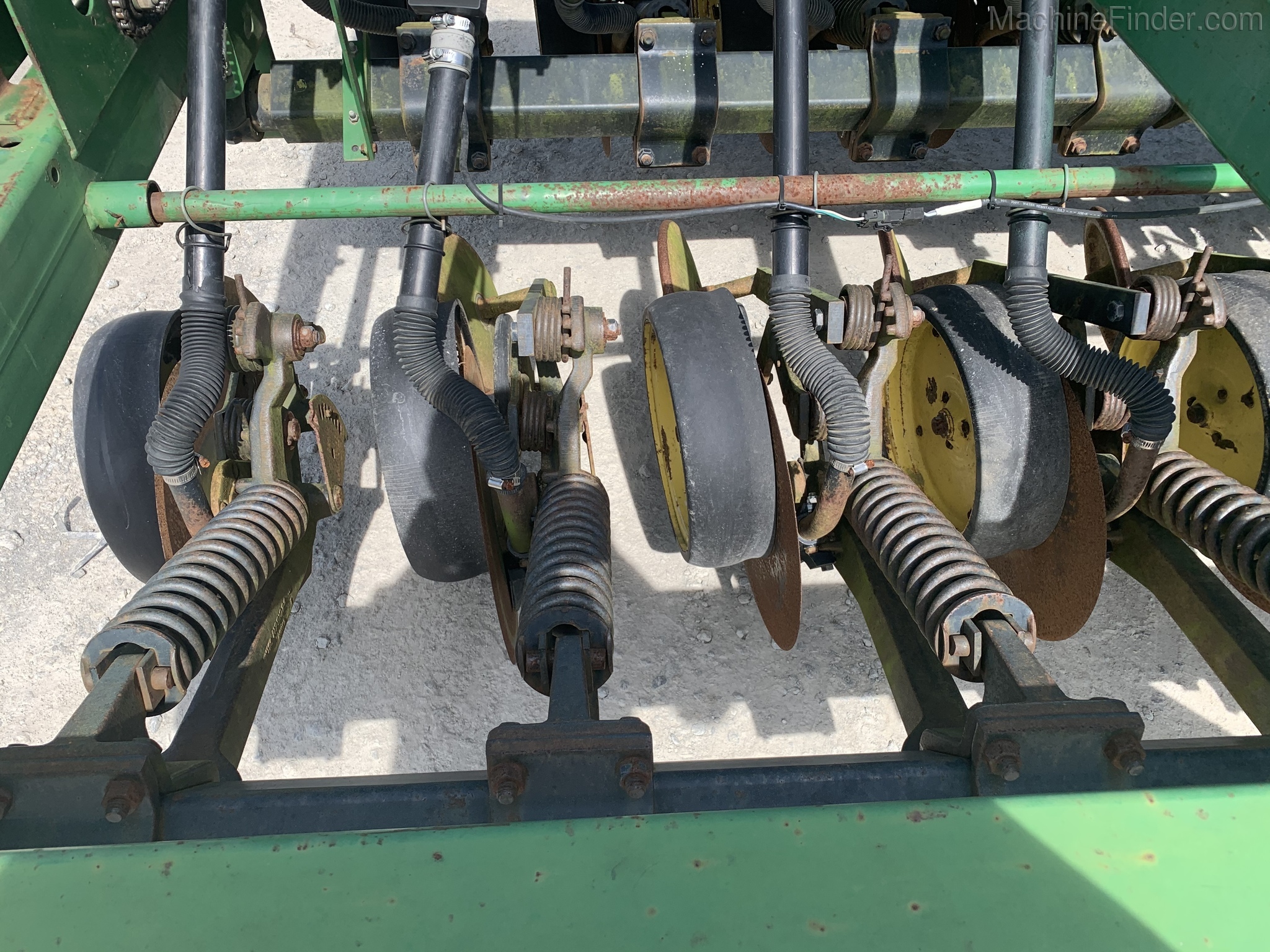 1994 John Deere 750 Image 22