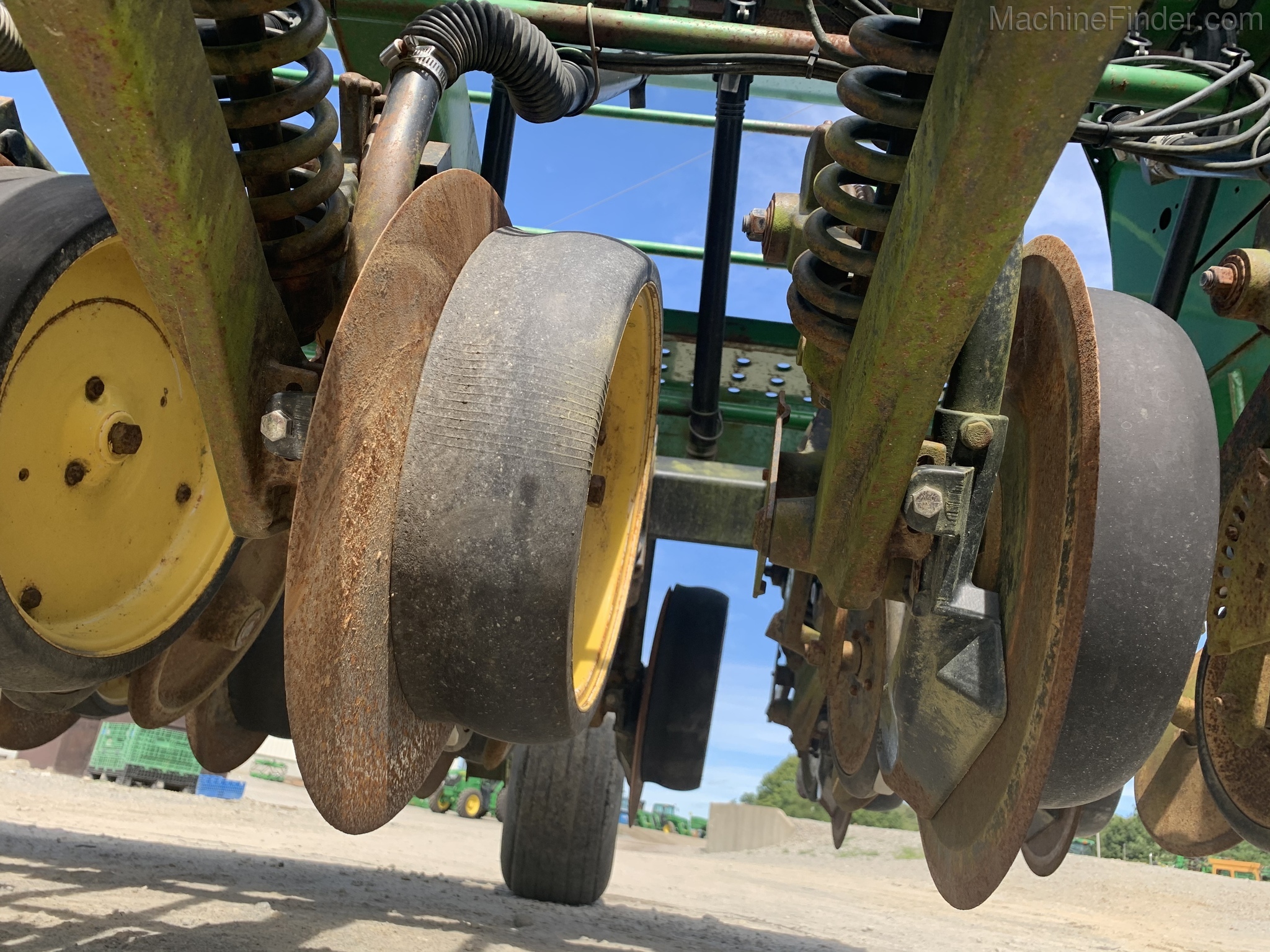 1994 John Deere 750 Image 28