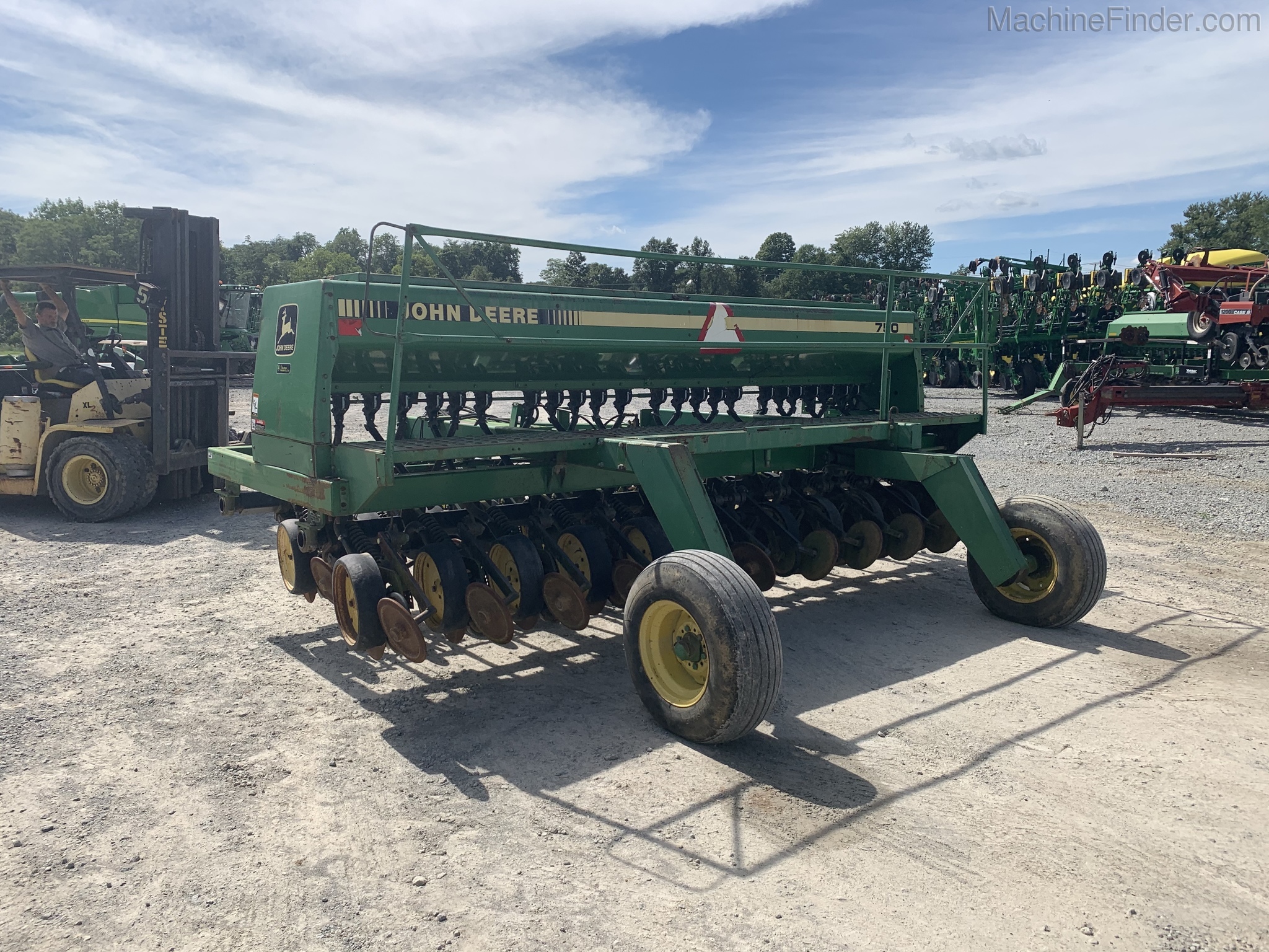 1994 John Deere 750 Image 7