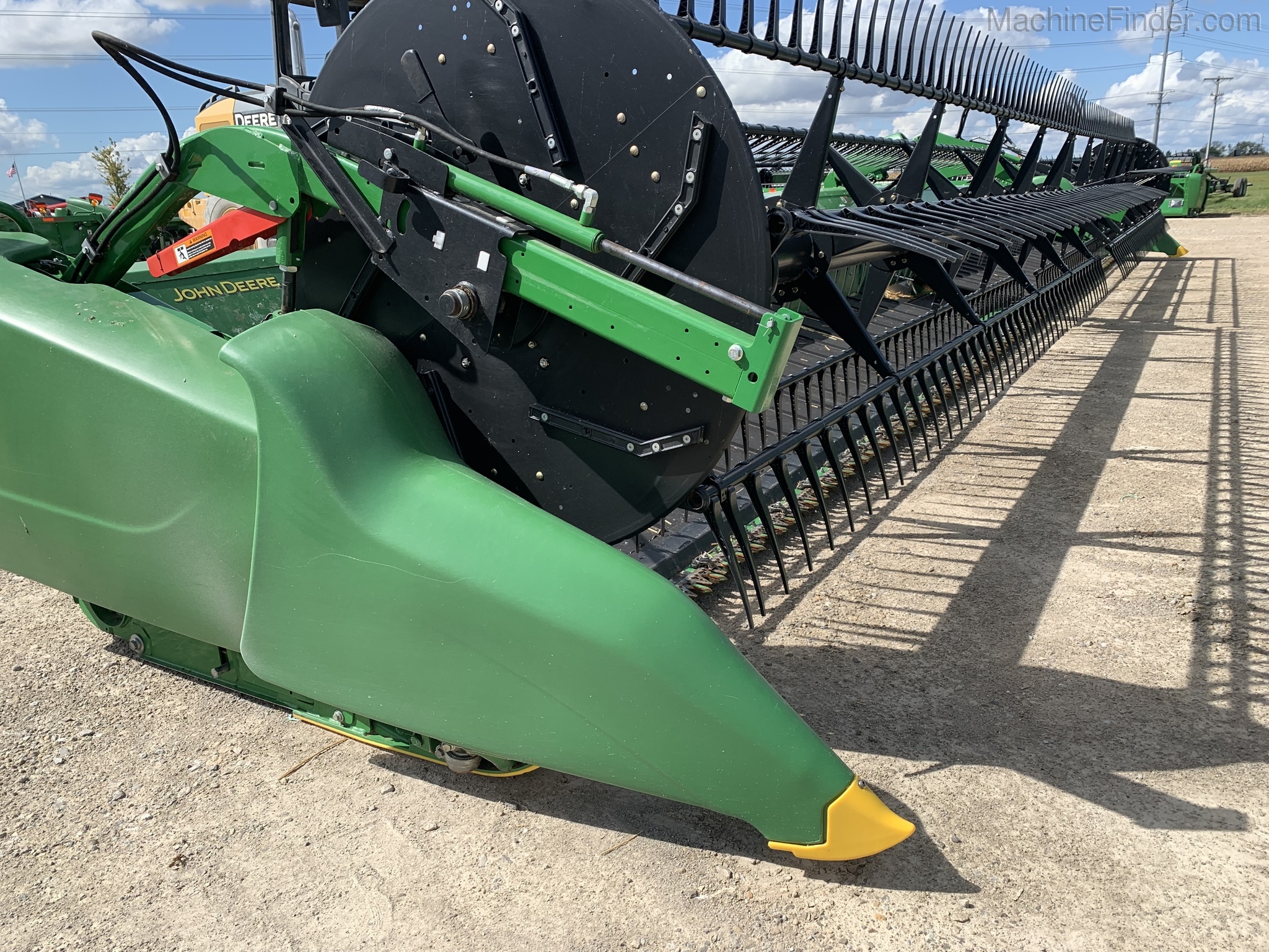 2017 John Deere 645FD Image 2