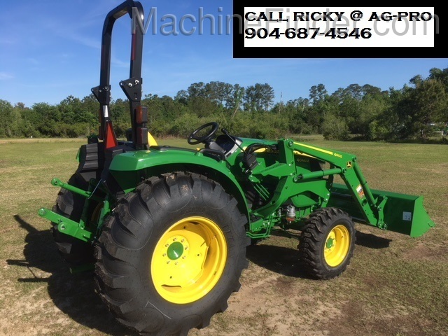 2020 John Deere 4044M Image 4