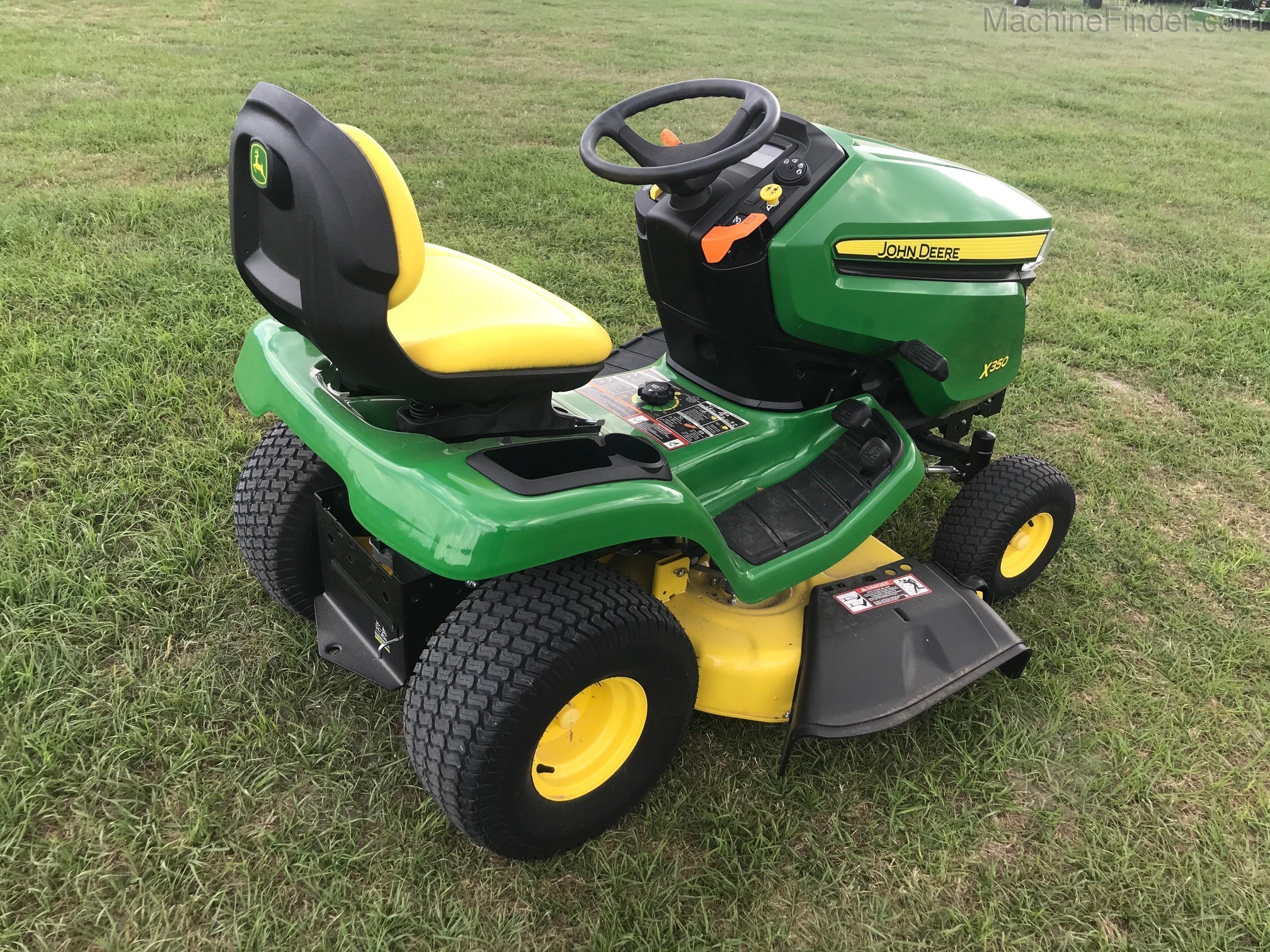 2020 John Deere X350 Image 2