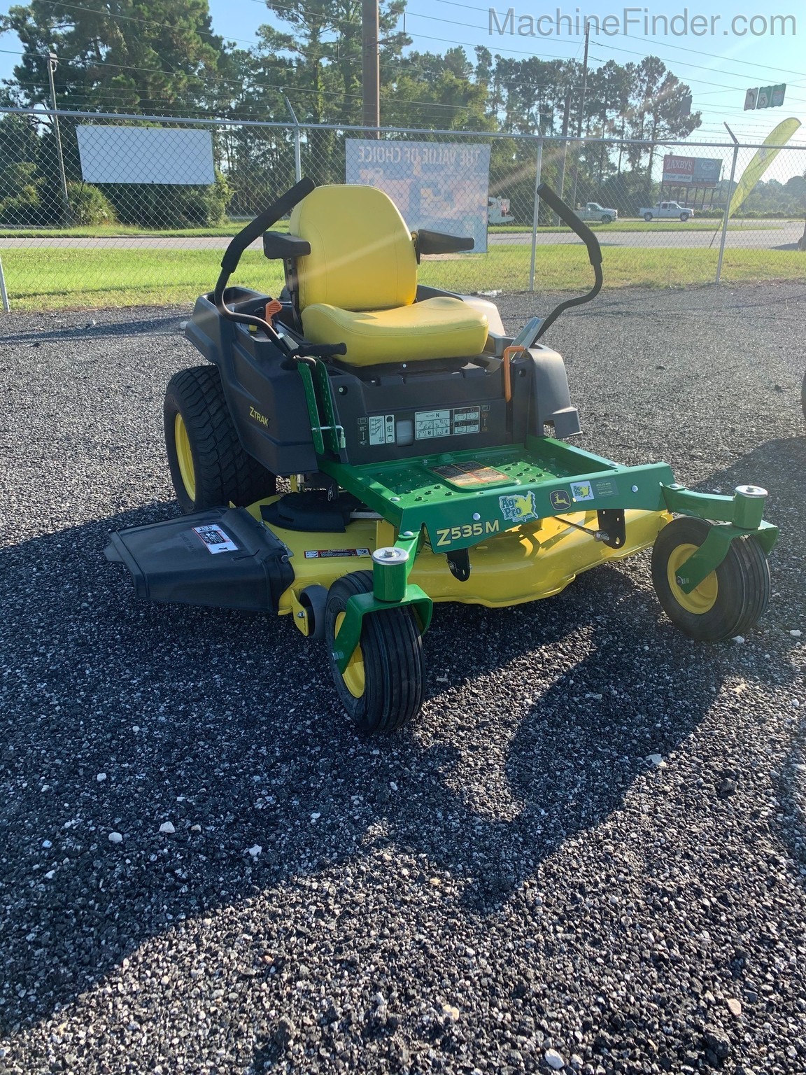 2019 John Deere Z535M Image 3