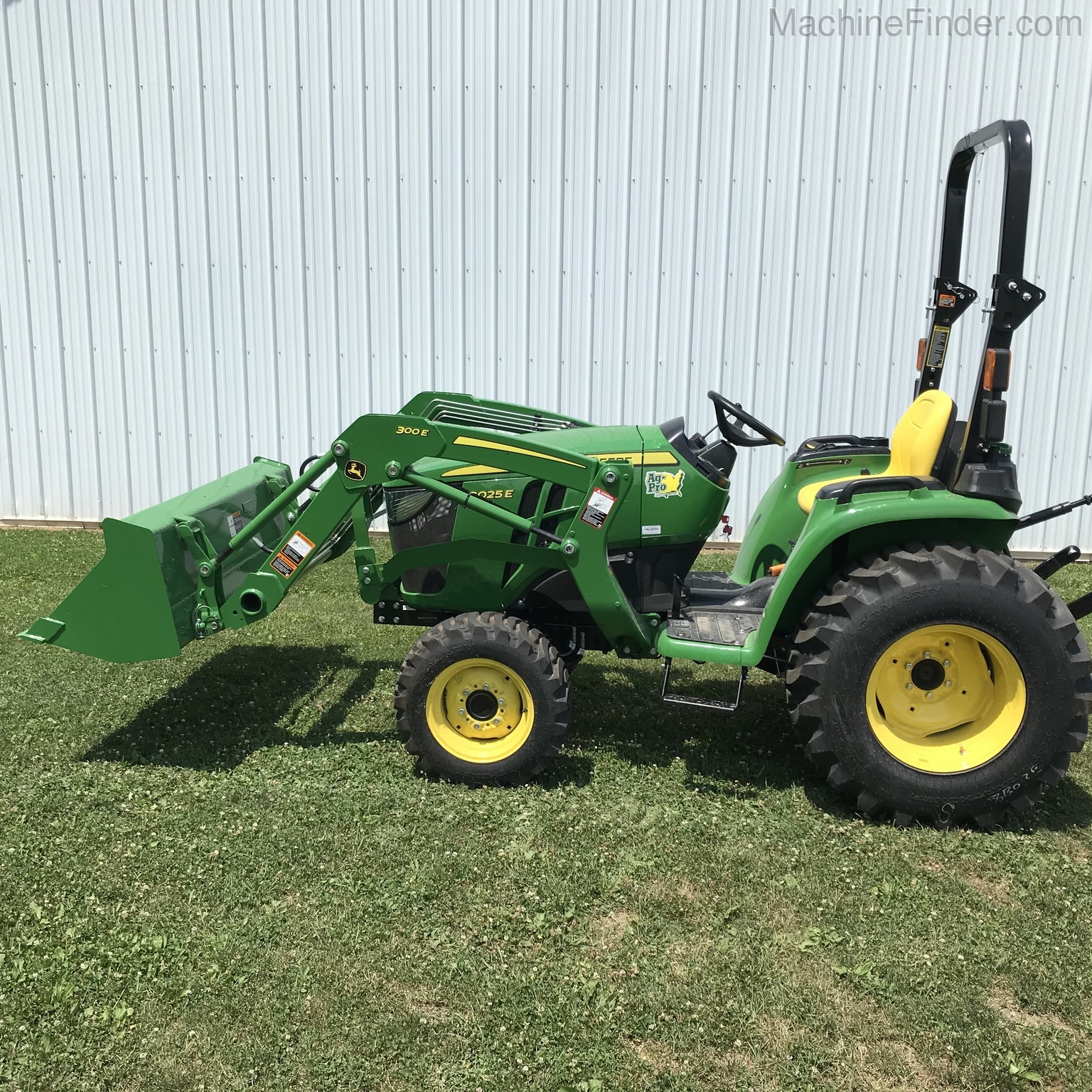2020 John Deere 3025E Image 1