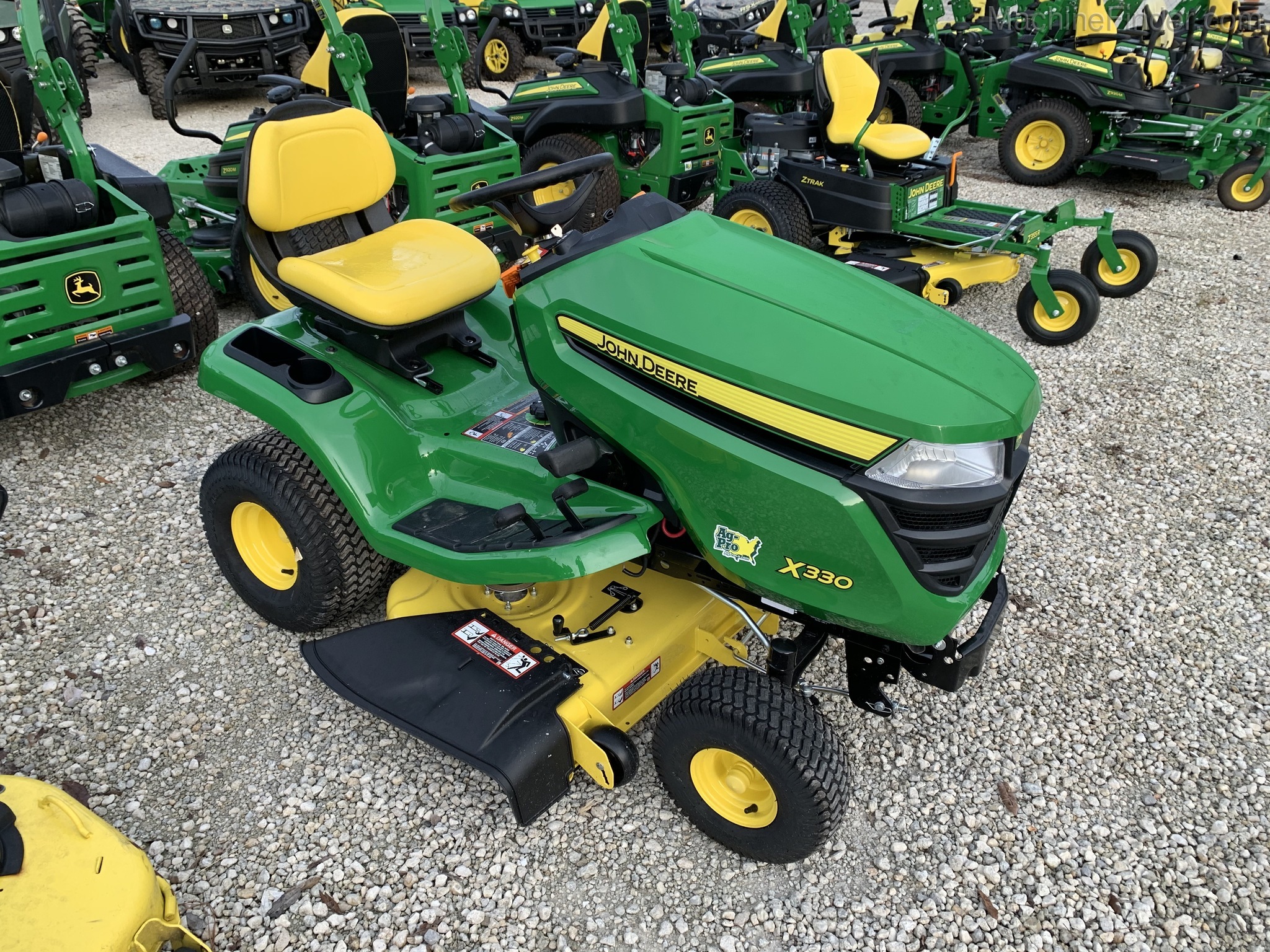 2021 John Deere X330 Image 1