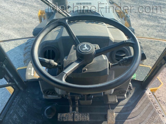 2019 John Deere 310SL Image 12