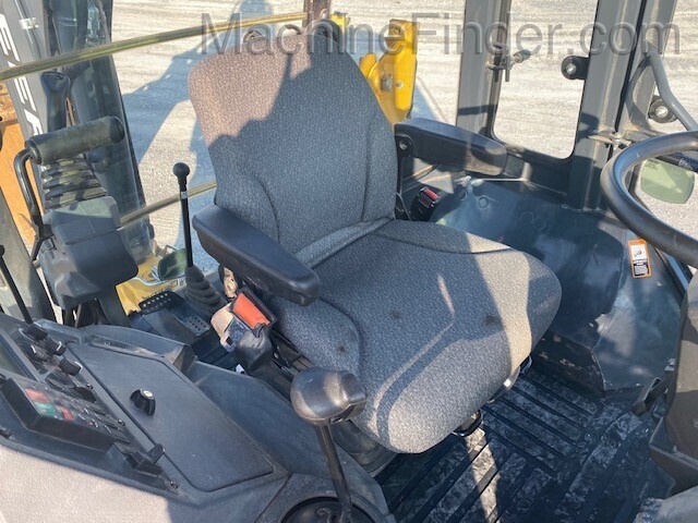 2019 John Deere 310SL Image 11