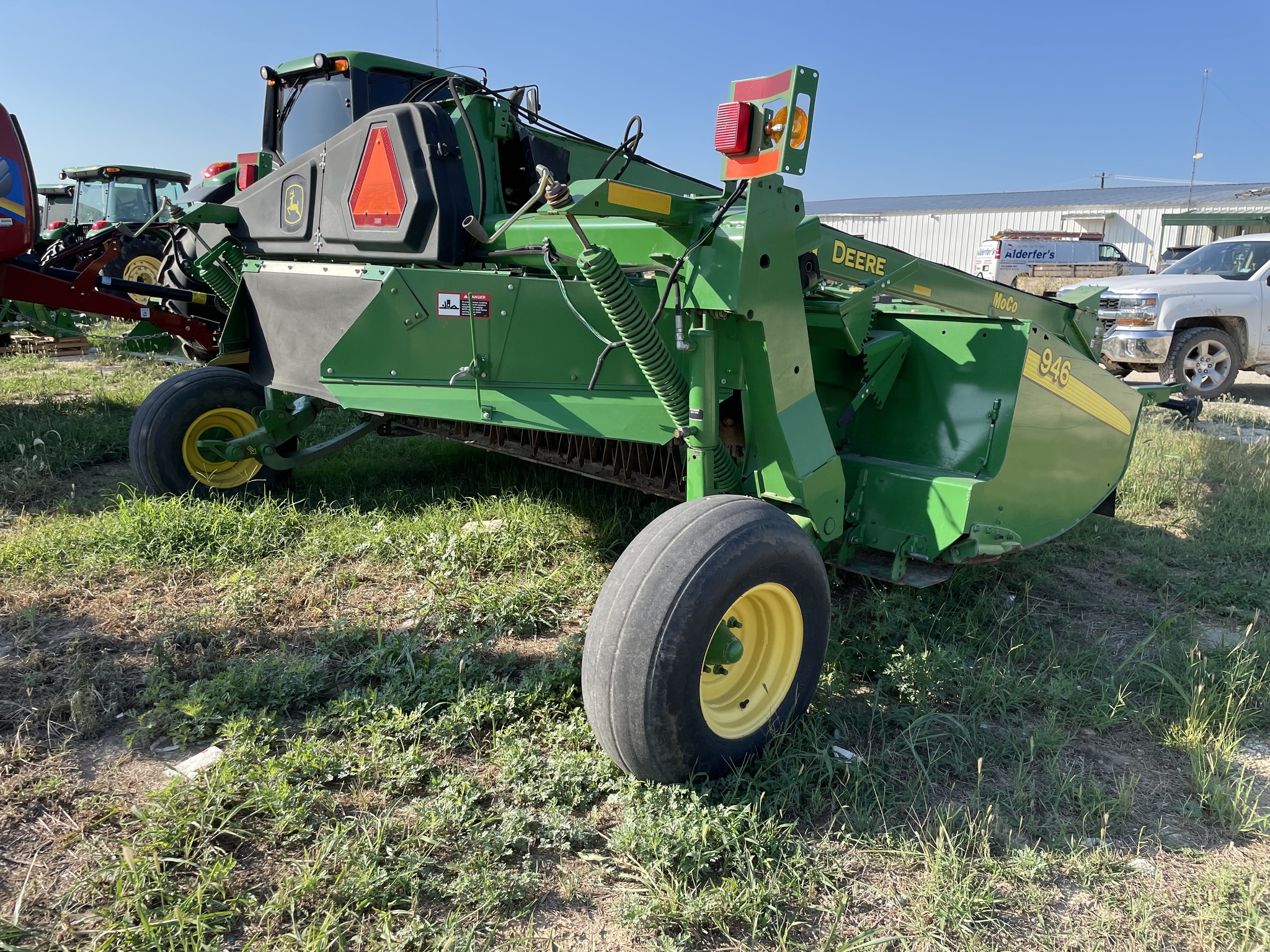 2014 John Deere 946 Image 3