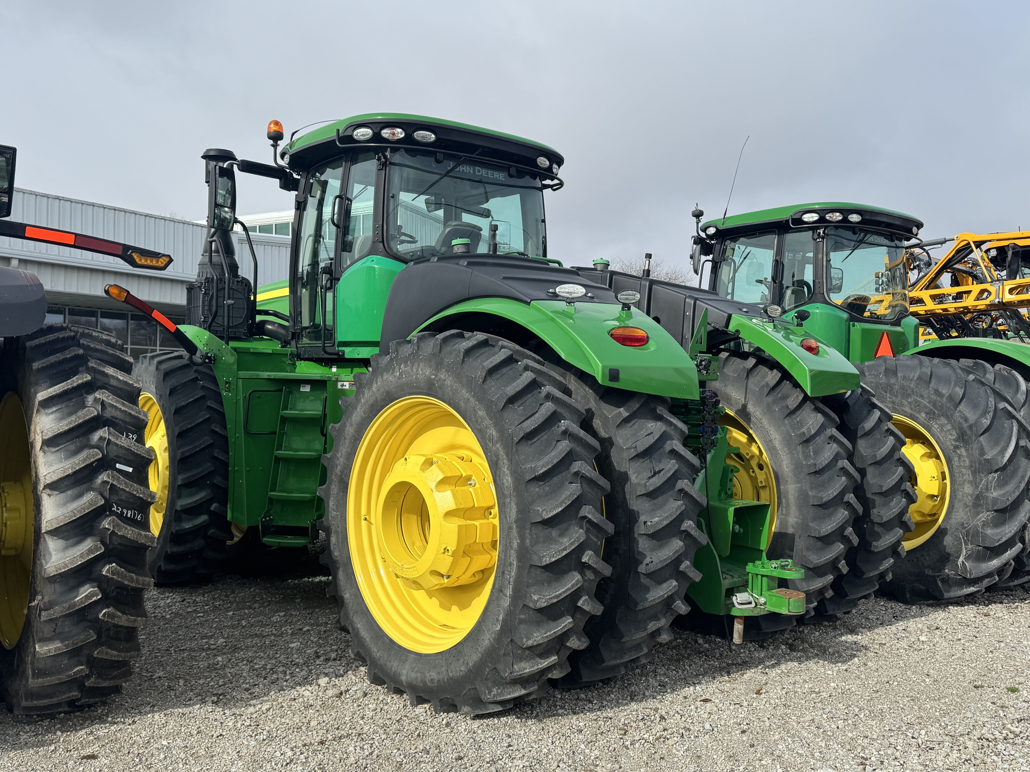 2021 John Deere 9470R Image 3