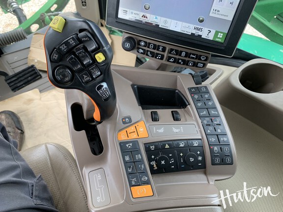 Photo of 2020 John Deere R4038