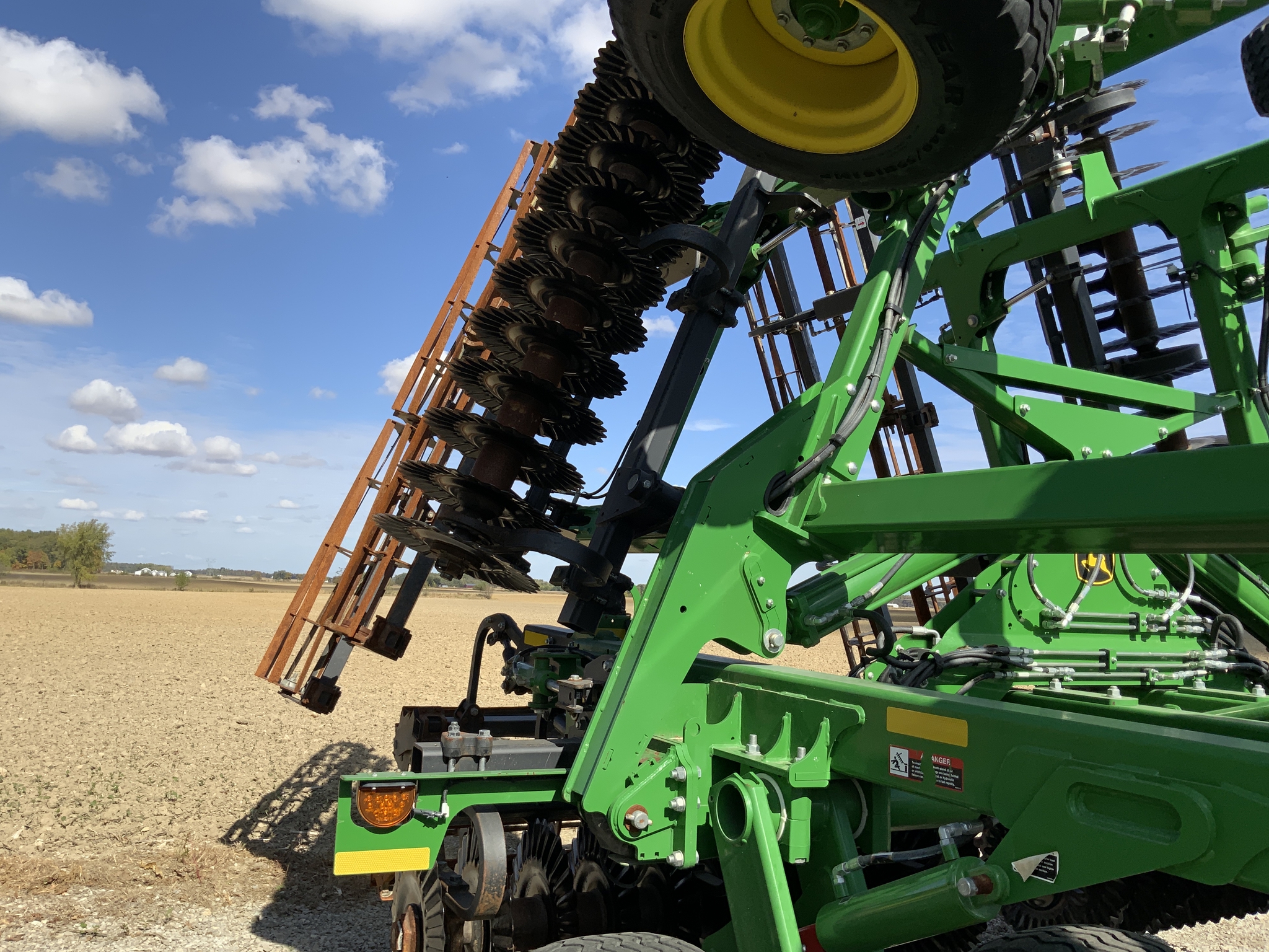 2020 John Deere 2660VT Image 9