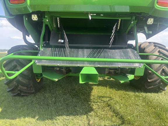Used 2022 John Deere S770 Combines at Koenig Equipment in Urbana, OH - Photo8