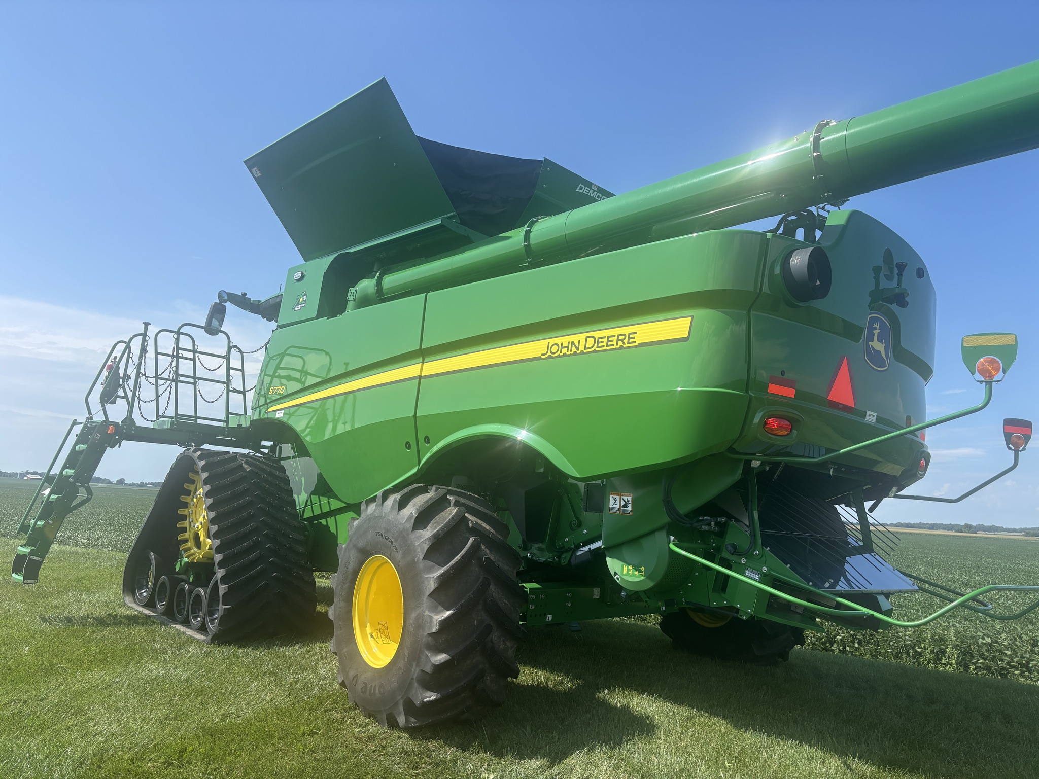 Used 2022 John Deere S770 Combines at Koenig Equipment in Urbana, OH - PhotoXL2