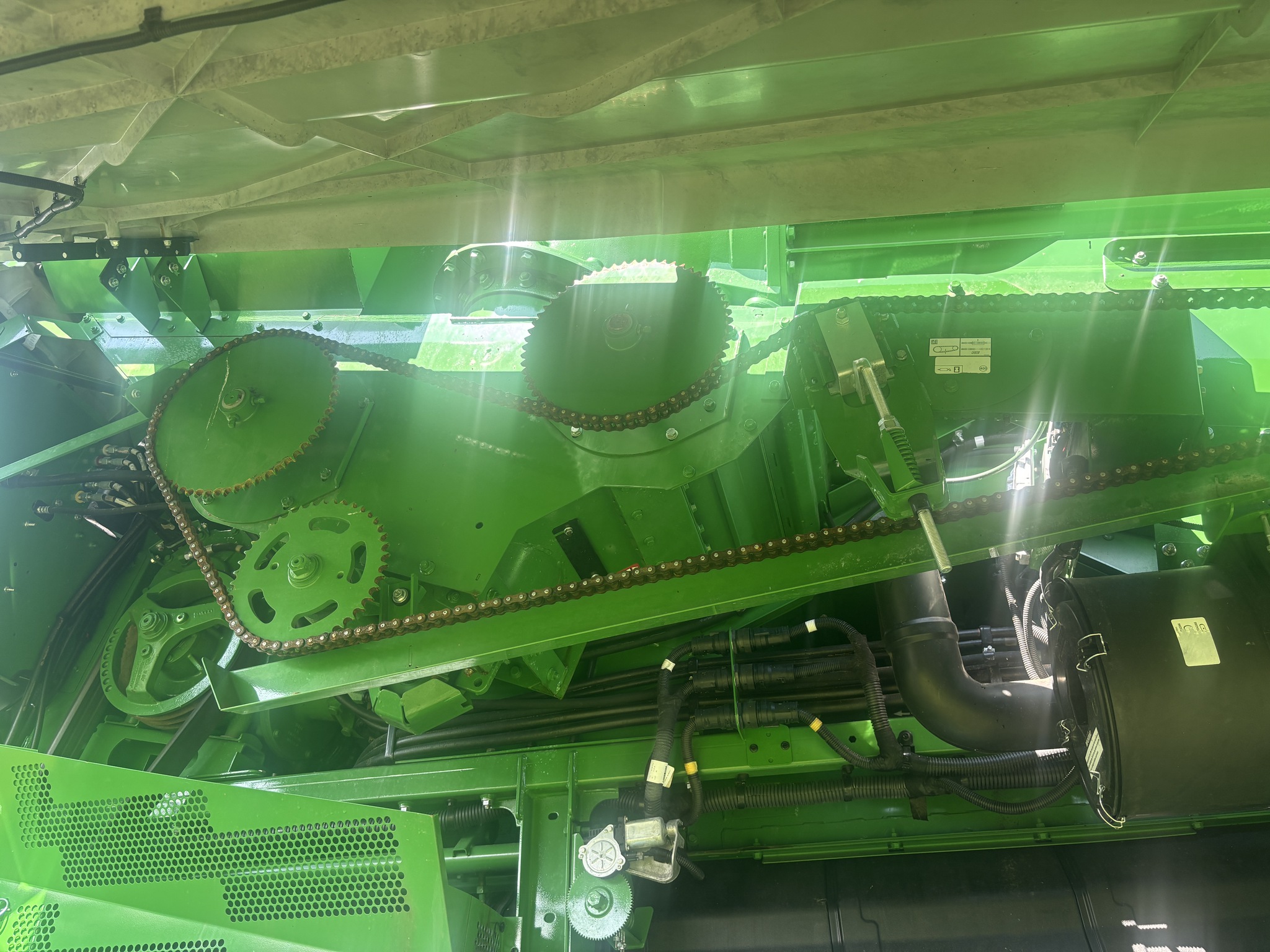 Used 2022 John Deere S770 Combines at Koenig Equipment in Urbana, OH - PhotoXL21