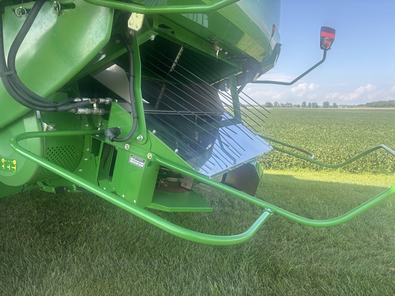 Used 2022 John Deere S770 Combines at Koenig Equipment in Urbana, OH - Photo40