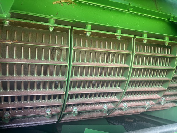 Used 2022 John Deere S770 Combines at Koenig Equipment in Urbana, OH - Photo25