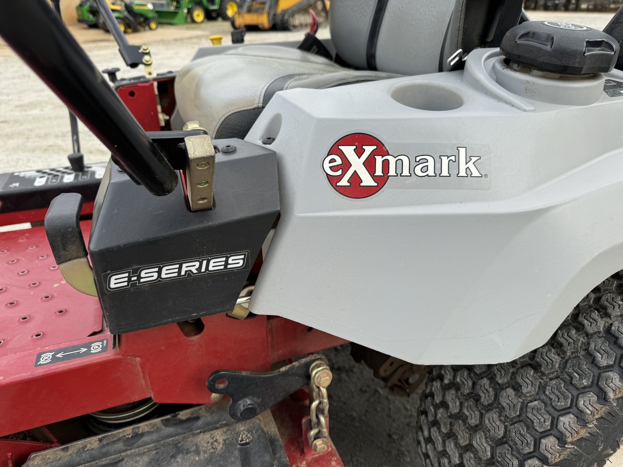 2019 Exmark RADIUS Image 7