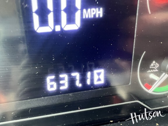 Photo of 2023 John Deere 6105E